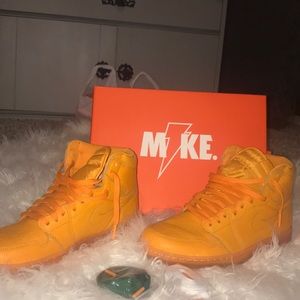 Nike Jordan Gatorade 1’s Orange Size 10.5